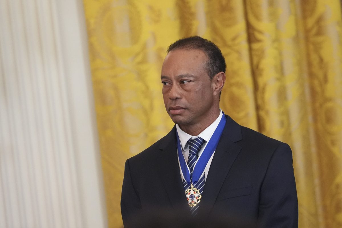 Golflegende Tiger Woods verlaat Zwitserse ontwenningskliniek vroegtijdig