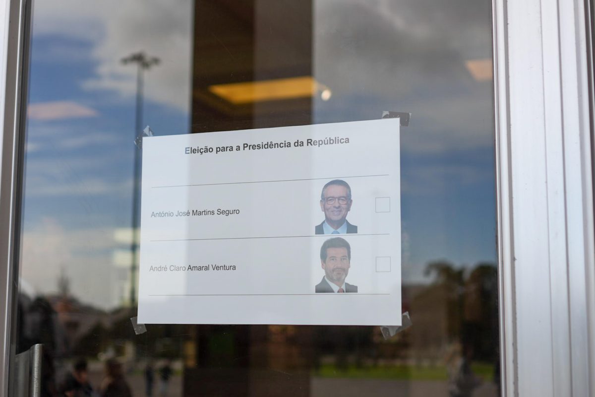 Portugal kiest in tweede ronde presidentsverkiezingen tussen gematigde en populistische kandidaat