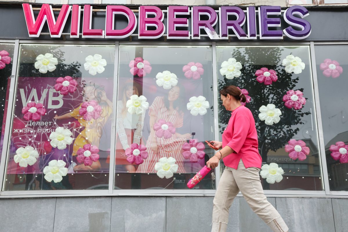 Ukraine burns down Russia's biggest online retailer's warehouses