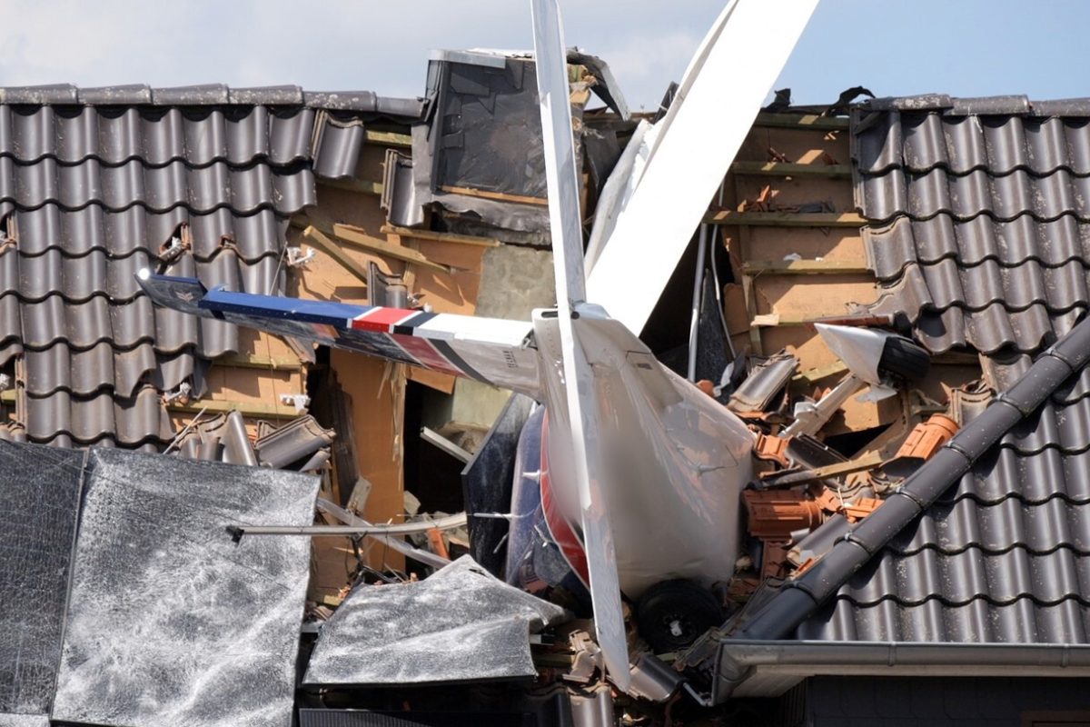 Small plane crashes into house in Germany: 2 dead