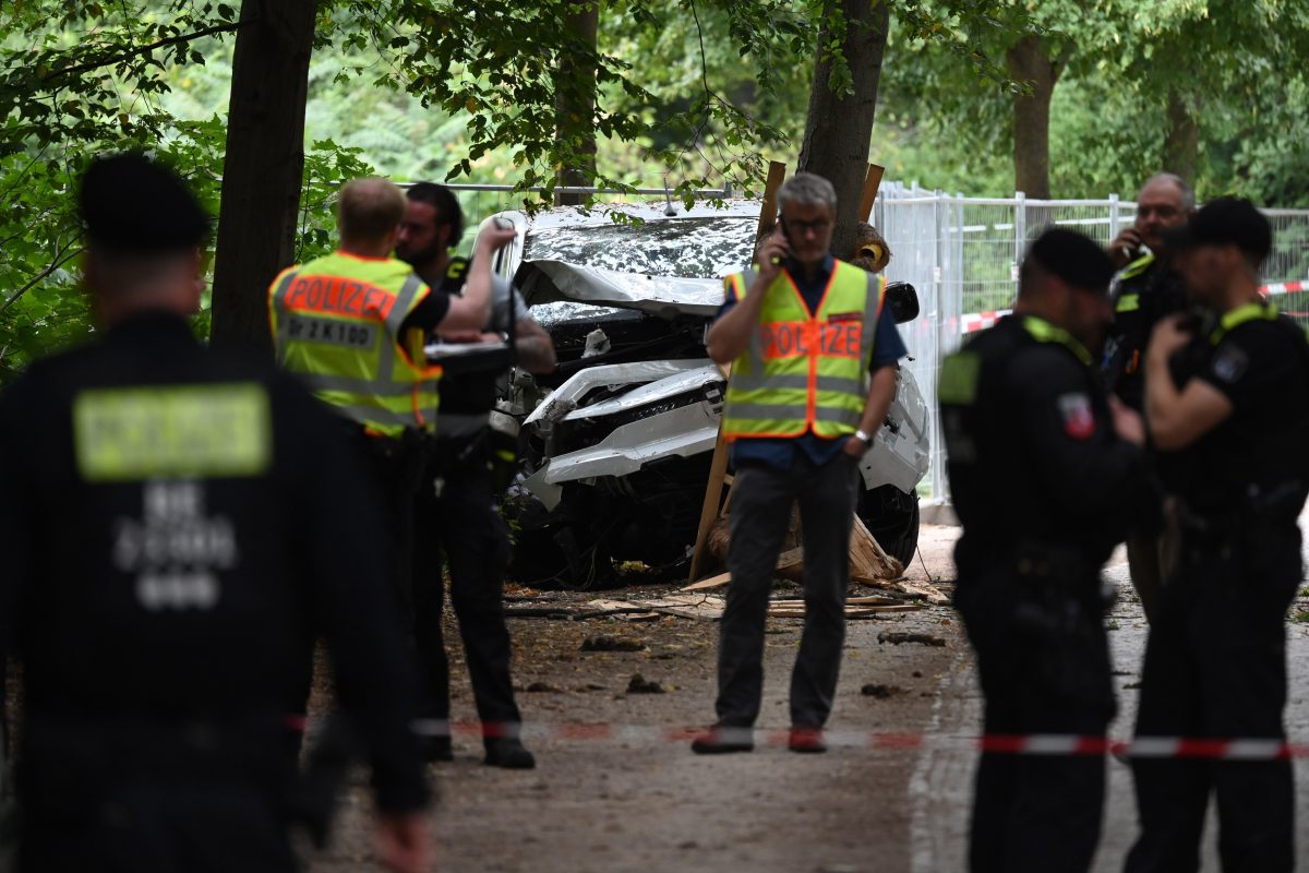 “Islamist Terror Attack” on Berlin Pride: 1 Dead and 29 Injured