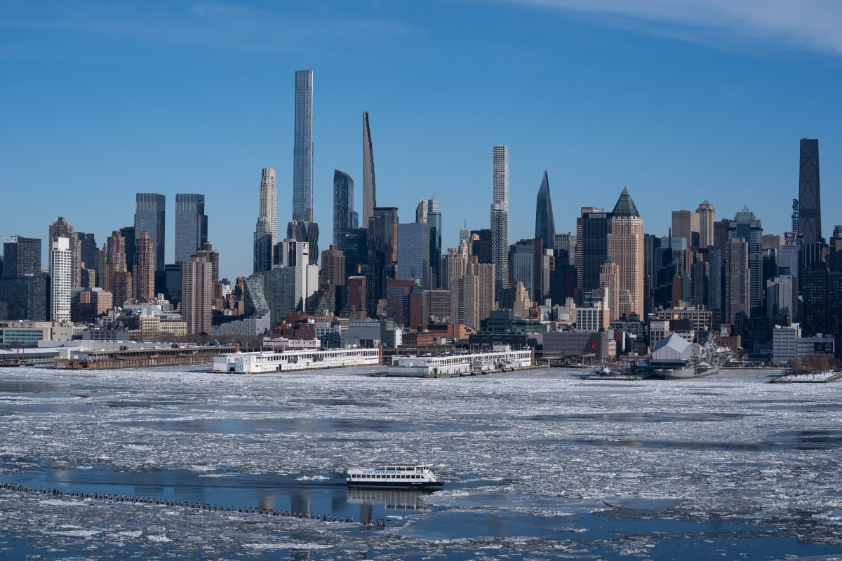 Des images de la NASA révèlent la glace entourant la ville de New York