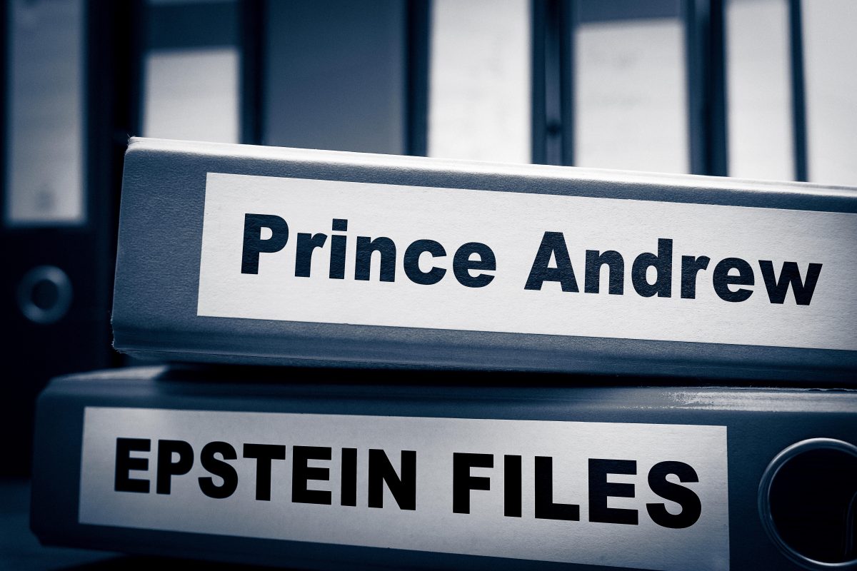 Affaire Epstein : l'ex-prince Andrew impliqué dans un imbroglio financier
