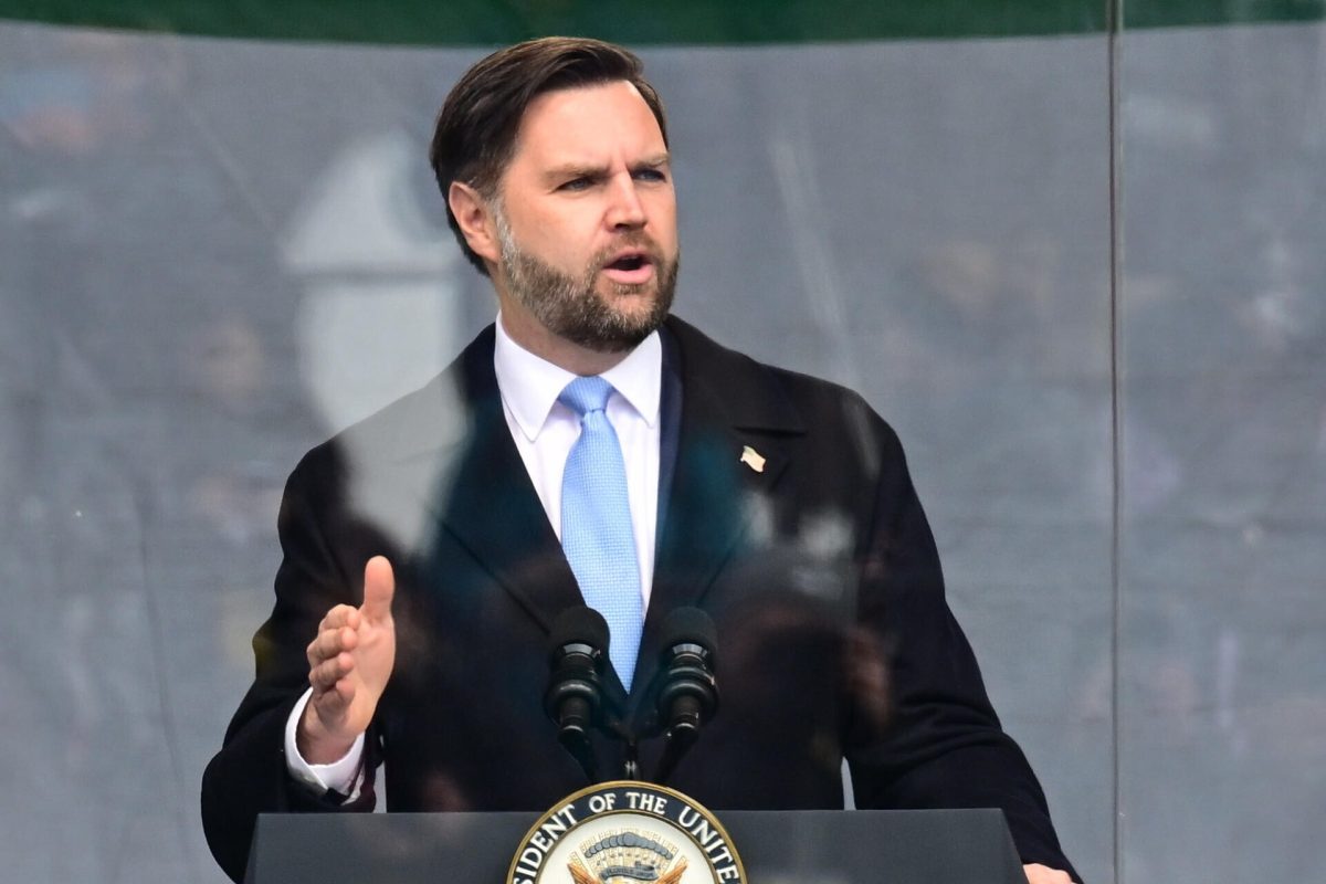 Est-ce que JD Vance appellera son bébé "Donald"? Les paris sont ouverts