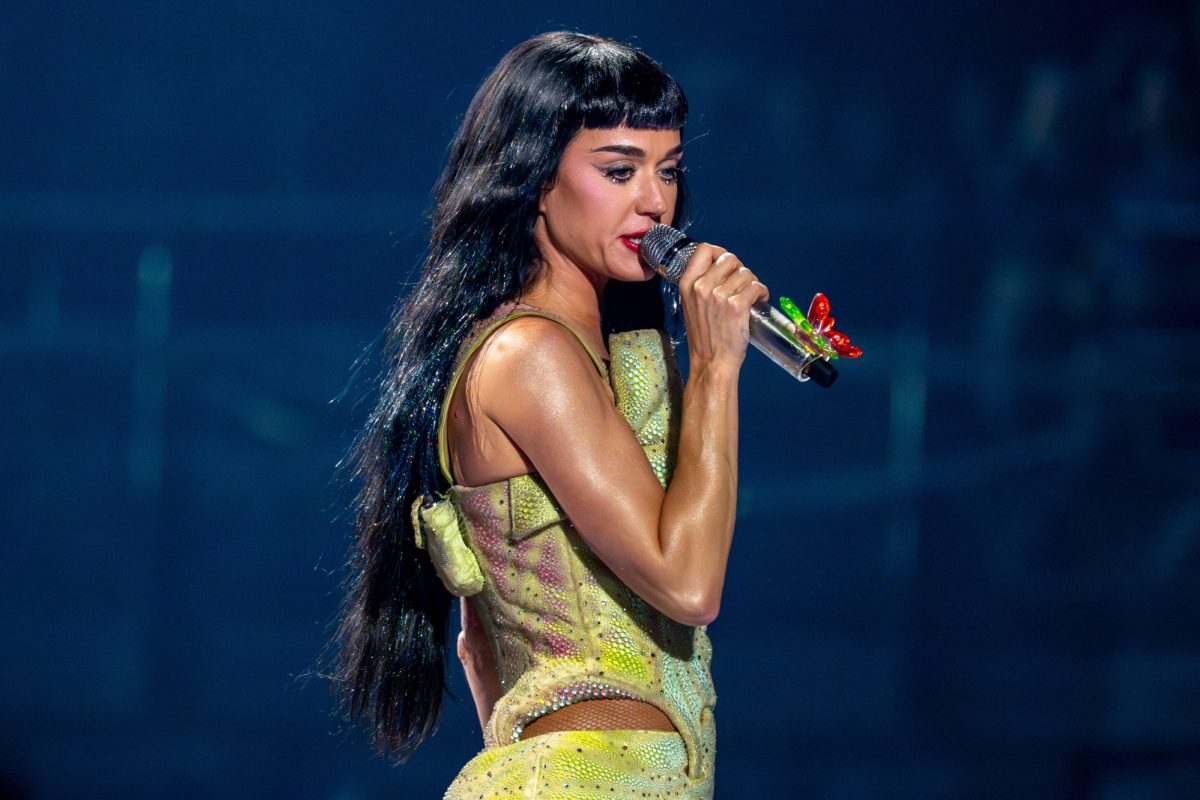 4 mots seulement: Katy Perry publie un message percutant contre l'ICE