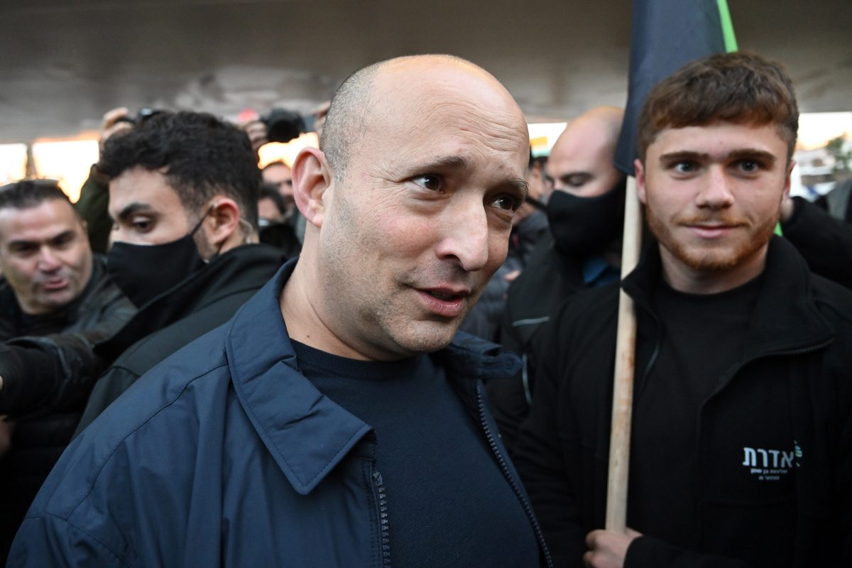 Europeanen handelen ‘laf’ door niet mee te vechten tegen Iran, zegt voormalig premier Bennett