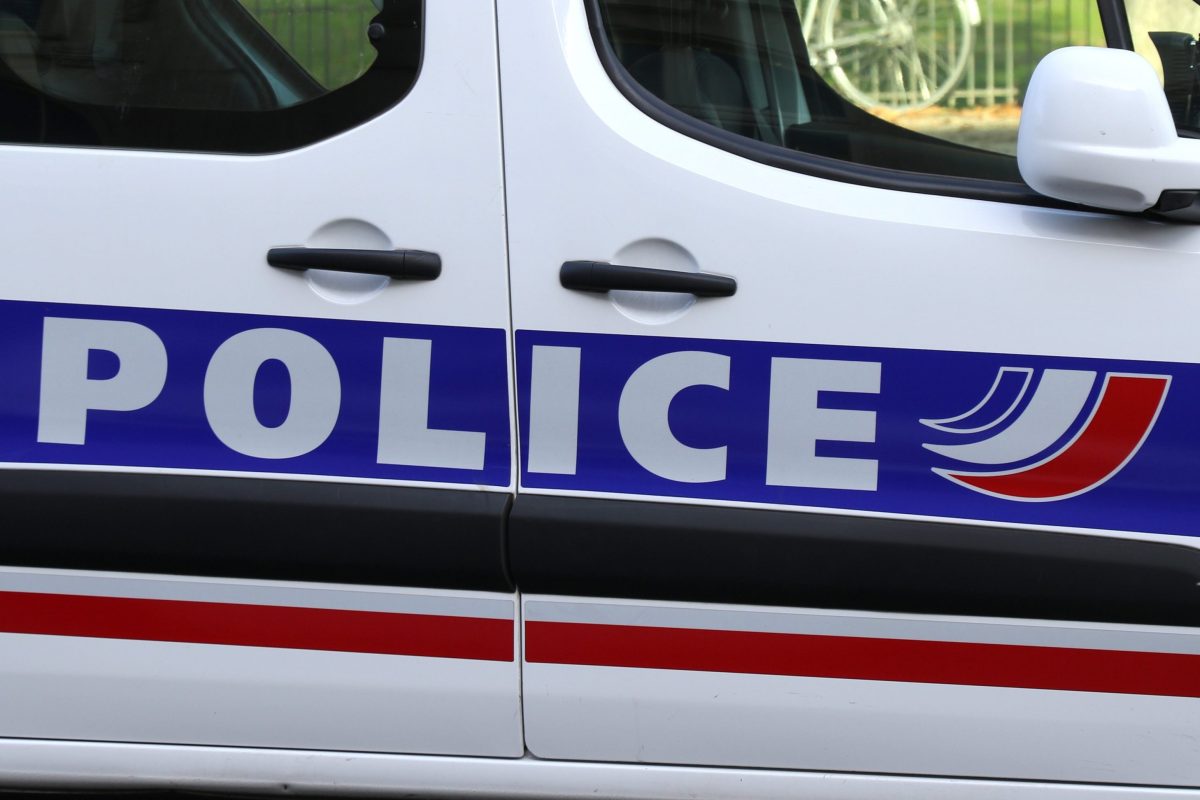 ©Sylvestre/MAXPPP - paris France 28/11/2015 ; SYLVESTRE / MAXPPP paris voiture de police