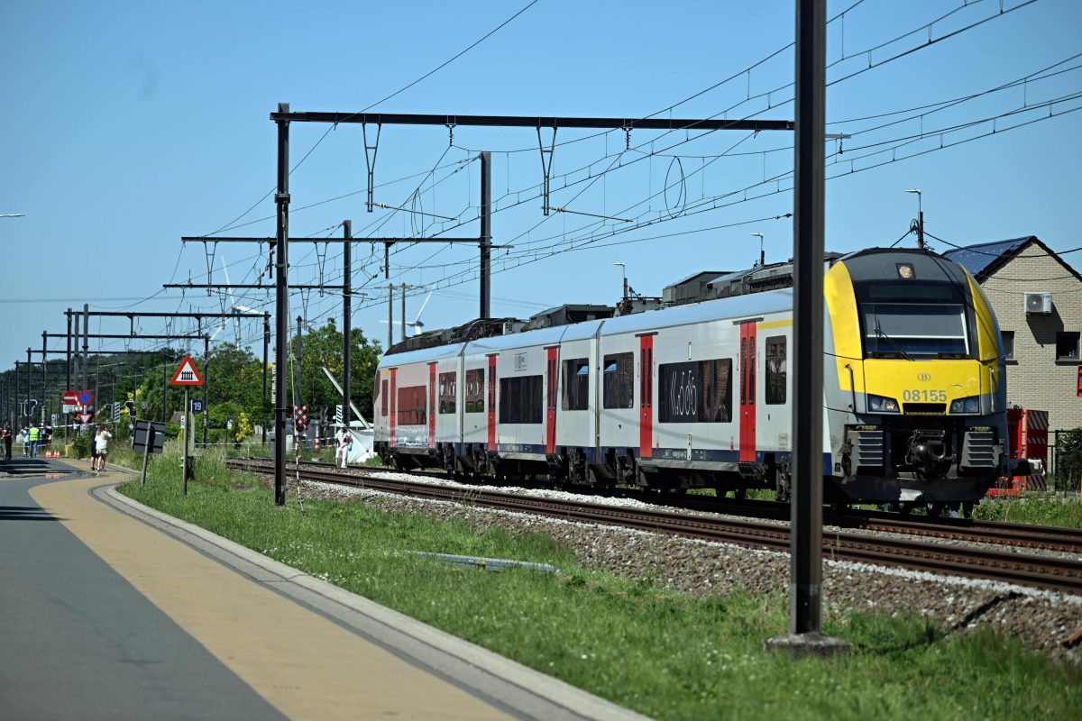 EAST FLANDERS, BELGIUM - MAY 26: A view of the scene where four people, two of which are children, were killed after a school bus carrying children was struck by a train in East Flanders, Belgium on May 26, 2026. According to daily newspaper HLN, there were seven children and two adults, including the driver, on board the bus. Dursun Aydemir / Anadolu