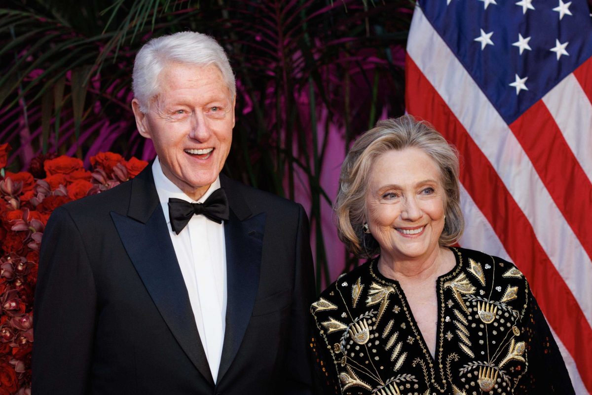 Clintons stemmen in met getuigenis in Epstein-onderzoek