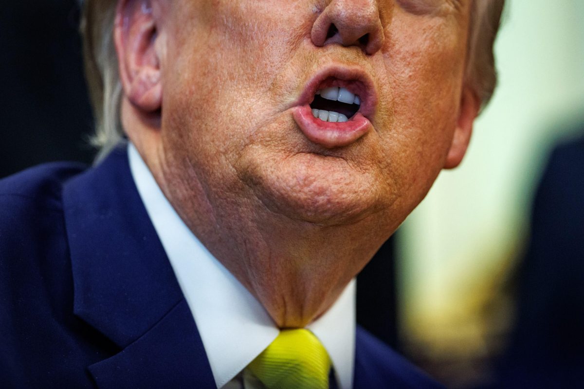 Trump breekt tv-interview plots af na vraag over fraude