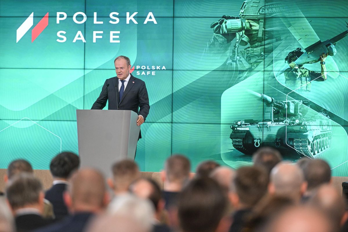 La Pologne emprunte 44 milliards d'euros à l'UE pour son armée
