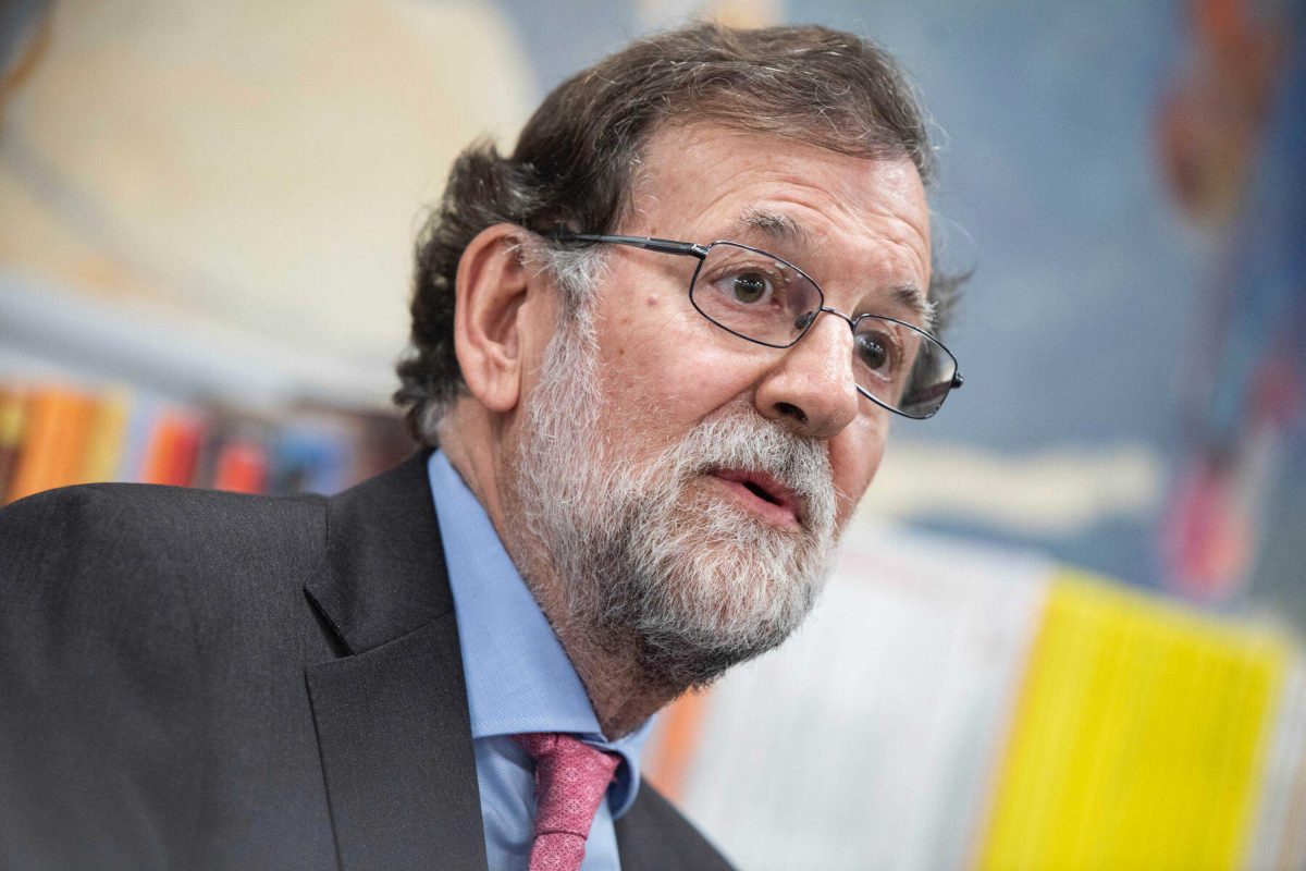 Former Spanish Prime Minister: "A French national team without any French players"