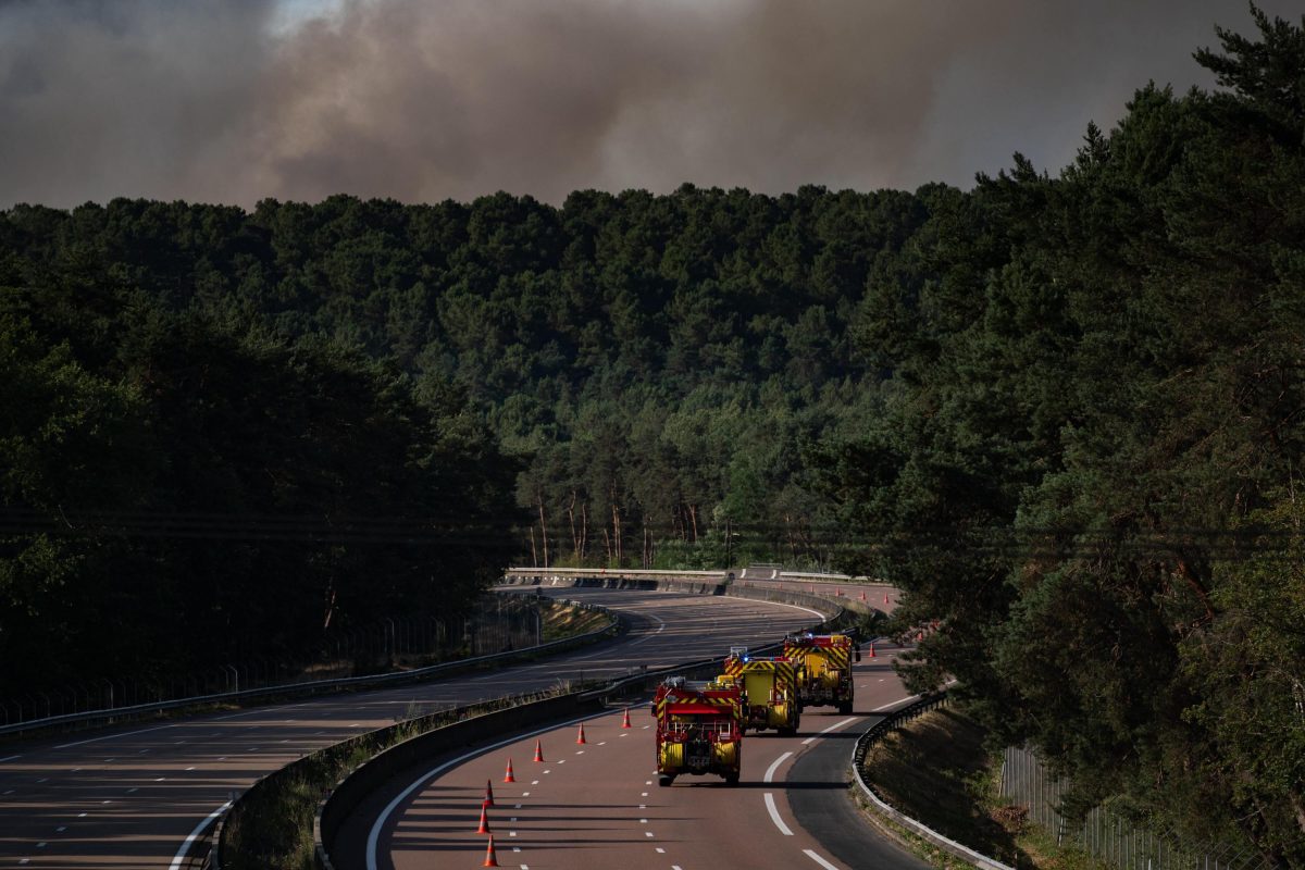 Disruption for Dutch holiday makers: Route du Soleil closed due to wildfire
