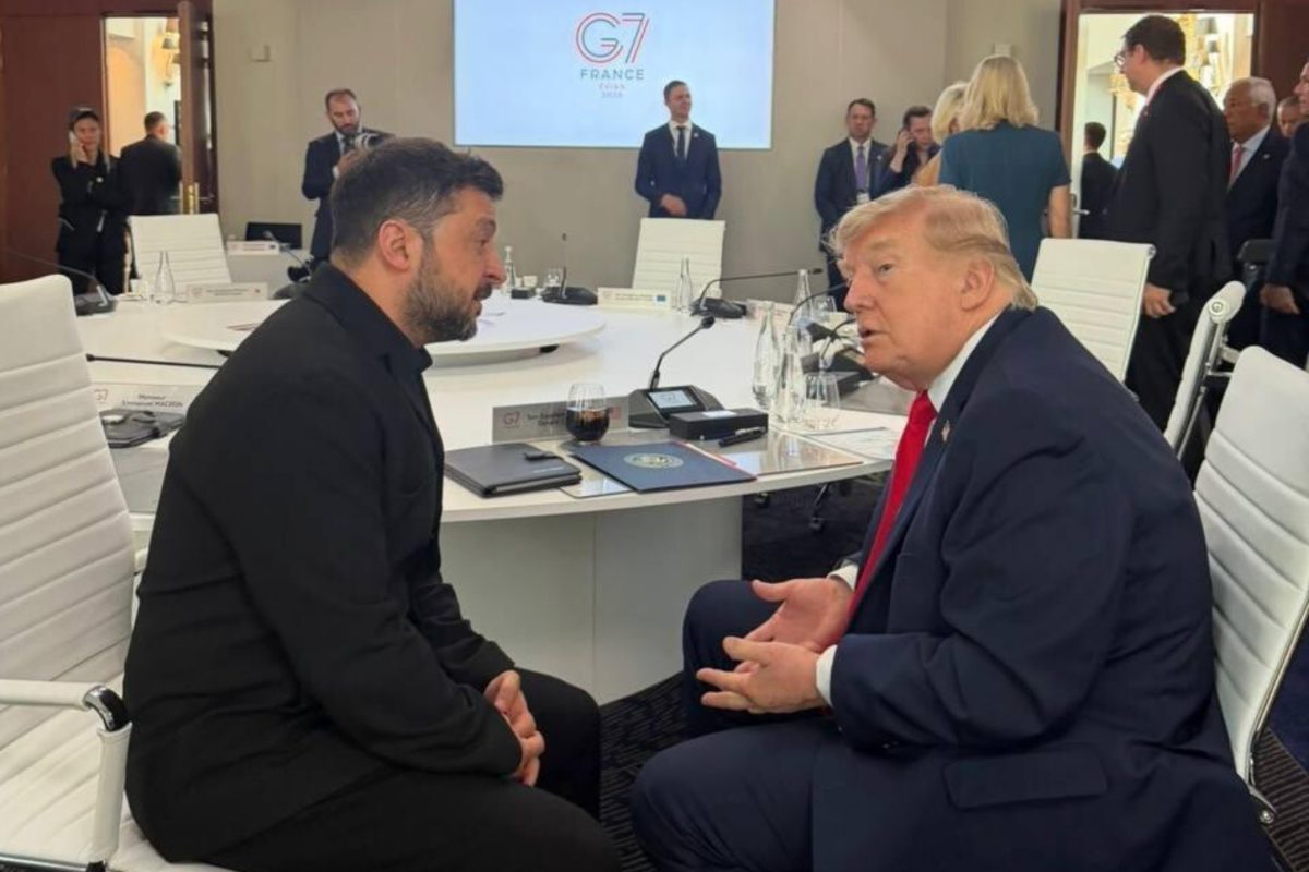 EVIAN-LES-BAINS, FRANCE - JUNE 16: (----EDITORIAL USE ONLY - MANDATORY CREDIT - 'UKRAINIAN PRESIDENCY / HANDOUT' - NO MARKETING NO ADVERTISING CAMPAIGNS - DISTRIBUTED AS A SERVICE TO CLIENTS----) Ukrainian President Volodymyr Zelenskyy meets with US President Donald Trump on the sidelines of the Group of Seven summit in Evian-les-Bains, France on June 16, 2026. Ukrainian Presidency / Handout / Anadolu