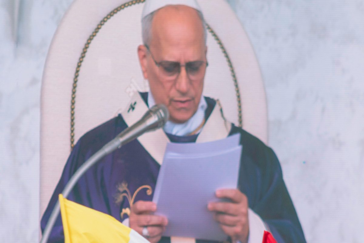 Pope punishes 600,000 extremist believers