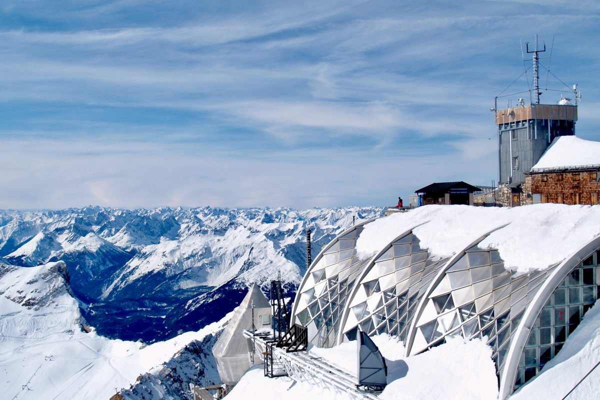 19-year-old dies while climbing mountain at night in Austrian Alps