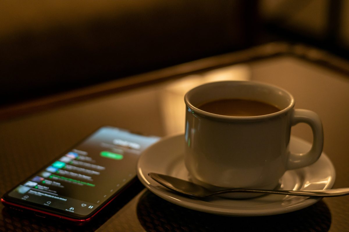 Britse keten wil geen geluid van telefoons en laptops meer in hun pubs