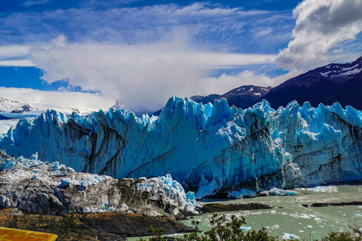 La loi sur les glaciers progresse en Argentine : le gouvernement Milei ouvre la voie aux mines dans les zones protégées