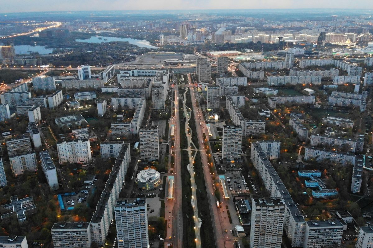 Three killed in large-scale Ukrainian drone attacks on Moscow