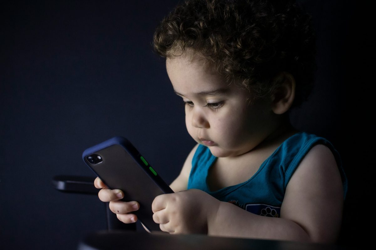 Dit land verbiedt sociale media voor jongeren onder de 16 jaar: “Het maakt kinderen ongelukkig”